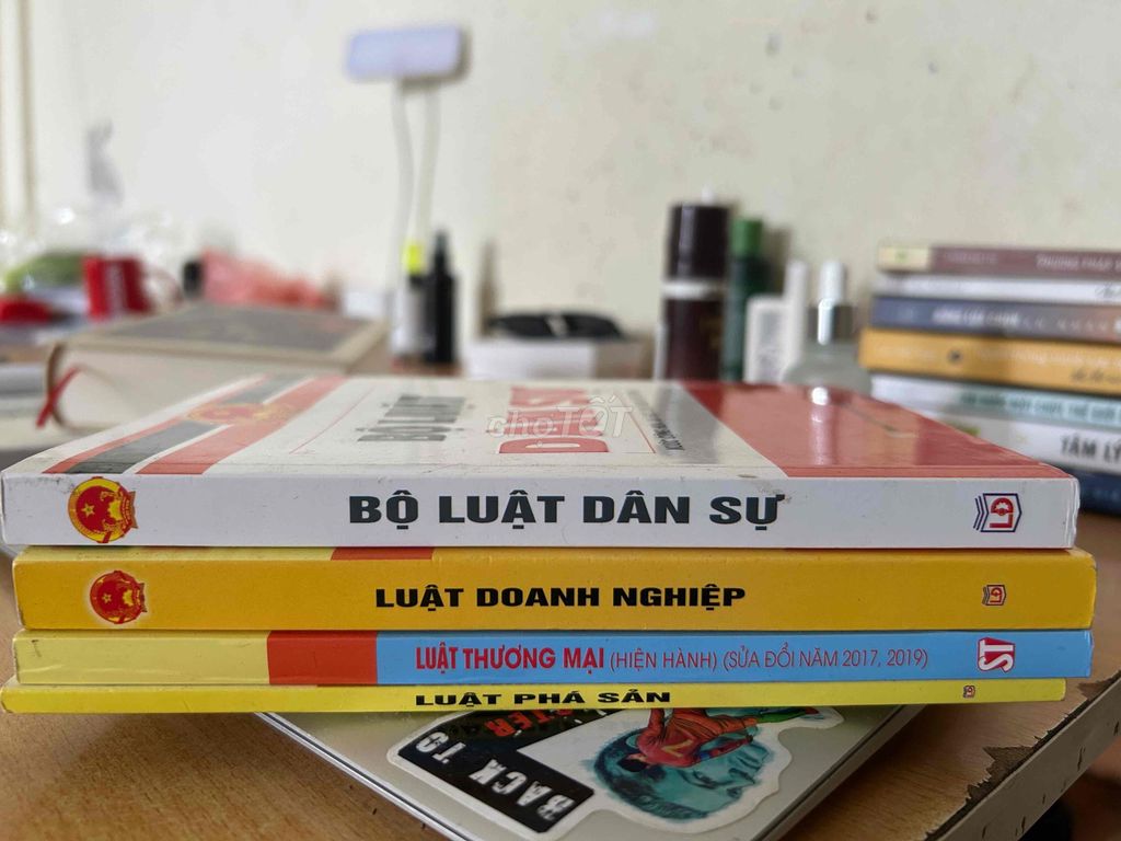 Combo sách luật Nhiều tác giả. Mua bán Sách tại Quận Nam Từ Liêm Hà Nội được đăng bởi Tuấn Dũng hình 1