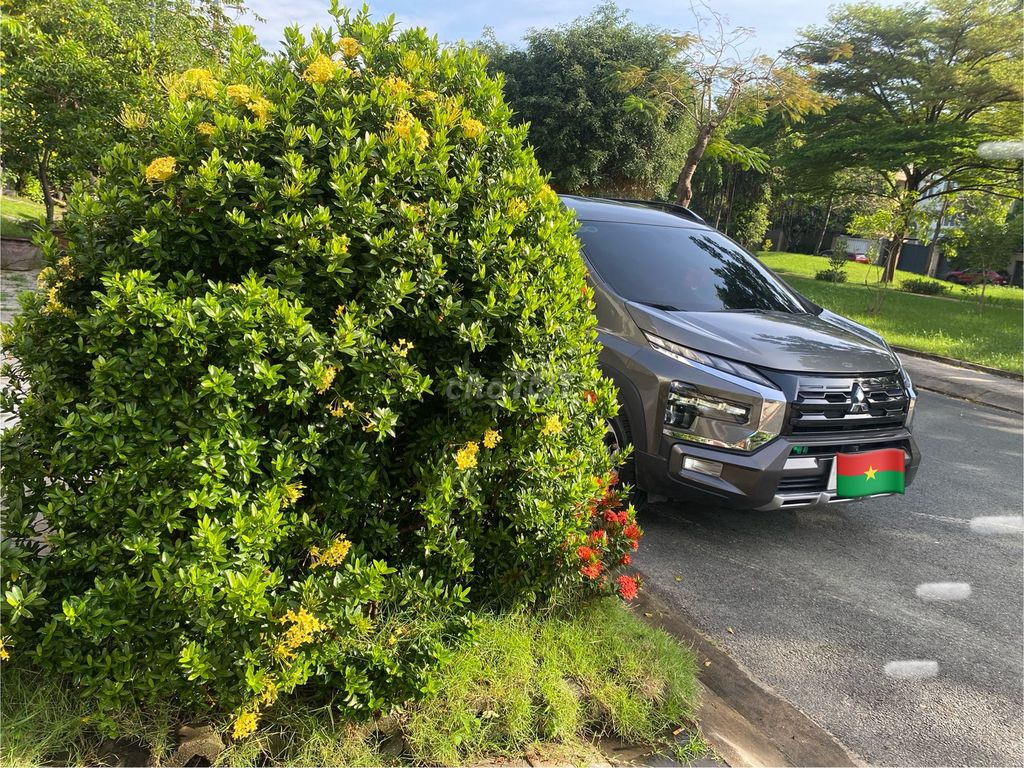 Mitsubishi Xpander Cross 2023 31000 km Siêu đẹp. Mua bán Ô tô tại Quận 7 Tp Hồ Chí Minh được đăng bởi quốc phương hình 5