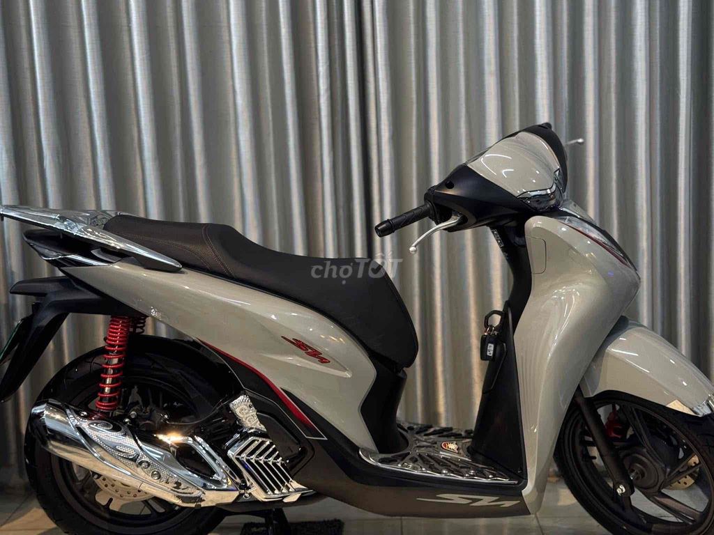 sh 2025 bản thể thao phanh abs. Mua bán Xe máy tại Thành phố Huế Thừa Thiên Huế được đăng bởi Lạng hình 2