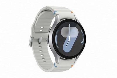 Watch 7 GPS, 44mm silver nguyên seal. Mua bán Thiết bị đeo thông minh tại Huyện Gia Lâm Hà Nội được đăng bởi lương đình bắc