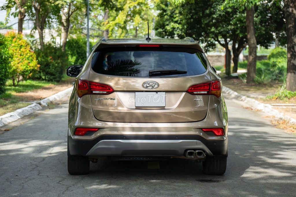 Hyundai Santa Fe 2.4L 4WD 2017. Mua bán Ô tô tại Quận 12 Tp Hồ Chí Minh được đăng bởi Trung Kiên  hình 10