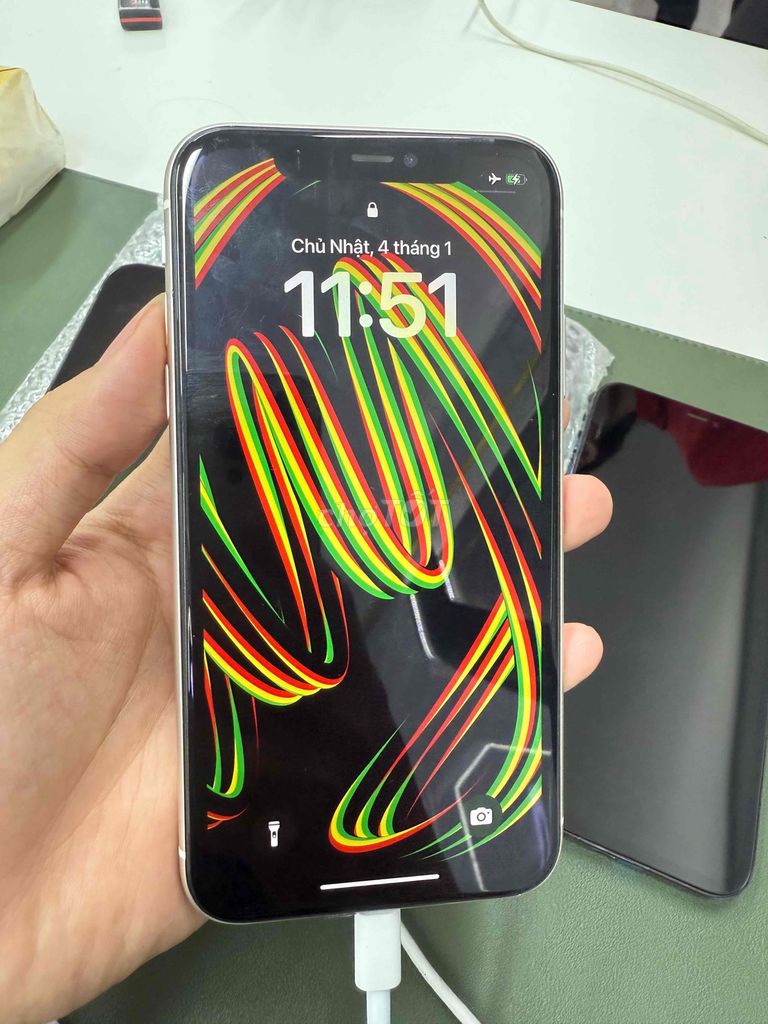 iphone 11 cũ like new. Mua bán Điện thoại tại Quận 10 Tp Hồ Chí Minh được đăng bởi CỬA HÀNG ĐIỆN THOẠI ZIN MOBILE hình 4