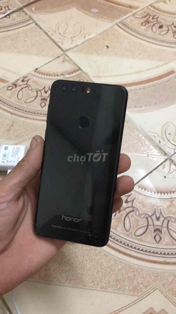 Huawei Honor 8 32GB Đen. Mua bán Điện thoại tại Quận Bắc Từ Liêm Hà Nội được đăng bởi Phố Cũ Kỹ Niệm hình 1