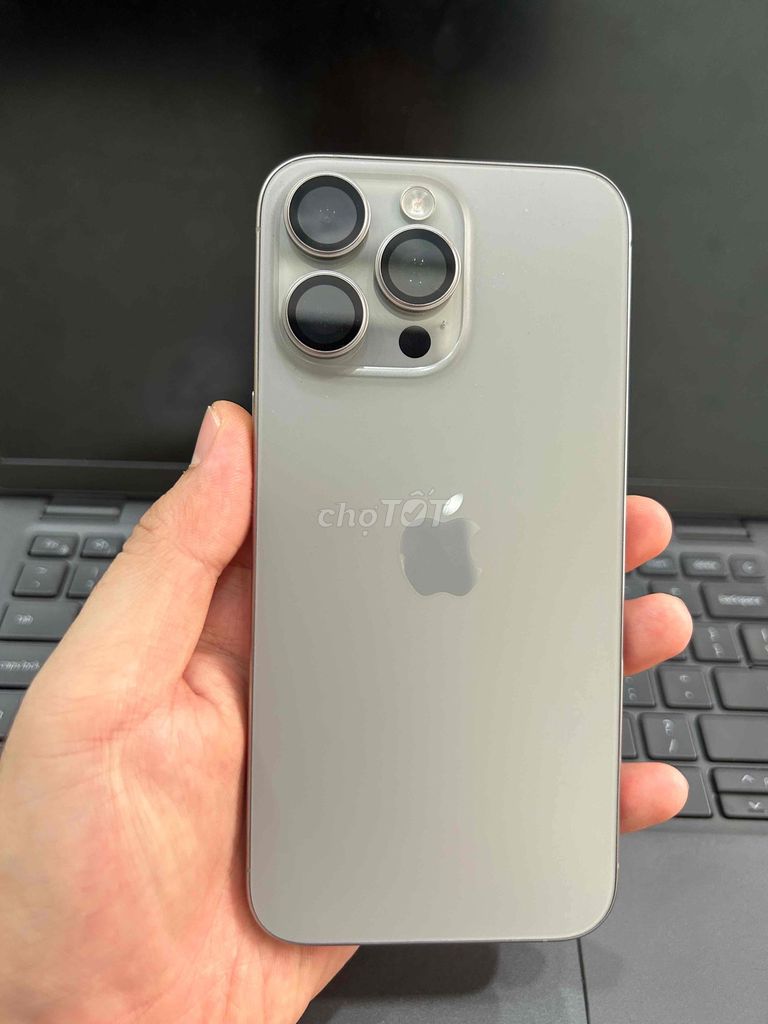 iPhone 15 Pro Max 256GB titan tự nhiên VN/A. Mua bán Điện thoại tại Thành phố Buôn Ma Thuột Đắk Lắk được đăng bởi Nguyễn Hoàng hình 1