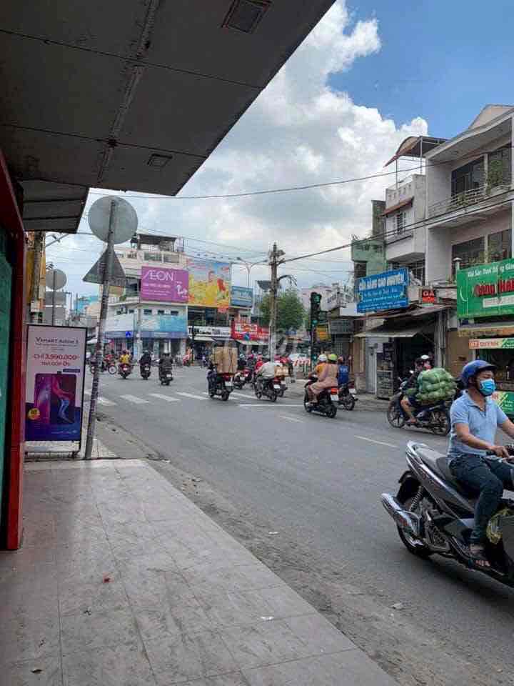 Mặt bằng kinh doanh ngay góc ngã 3 Lê Trọng Tấn và Tân Kỳ Tân Quý