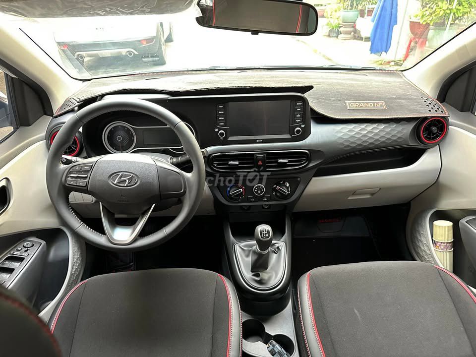 Hyundai i10 đời 2022 số sàn màu trắng sedan. Mua bán Ô tô tại Quận Gò Vấp Tp Hồ Chí Minh được đăng bởi Xuân Trường hình 7