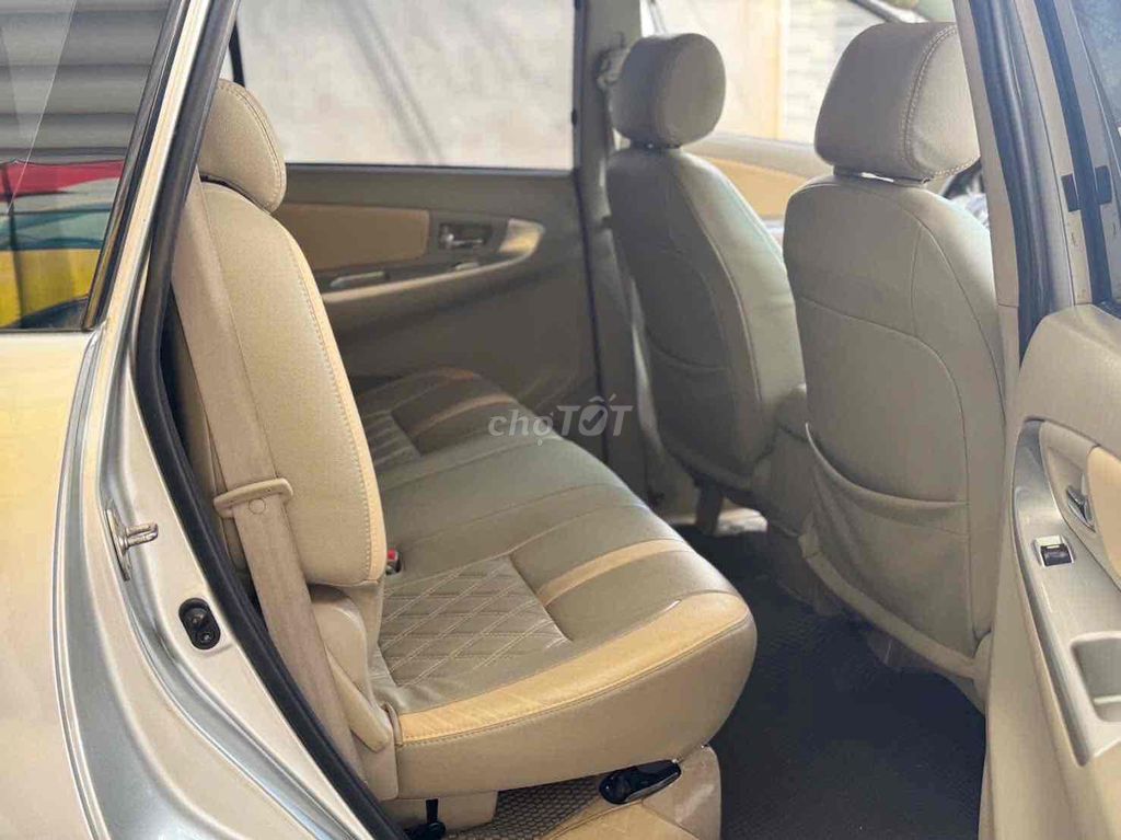 Toyota Innova 2013 2.0V - 90000 km. Mua bán Ô tô tại Huyện Hóc Môn Tp Hồ Chí Minh được đăng bởi Nguyễn Thưởngka hình 4