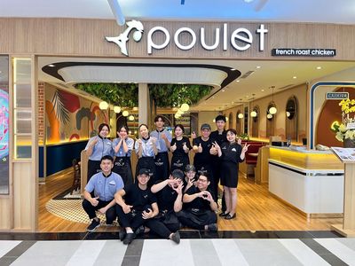 NHÀ HÀNG SHABU YA, POULET TUYỂN PHỤC VỤ, PHỤ BẾP