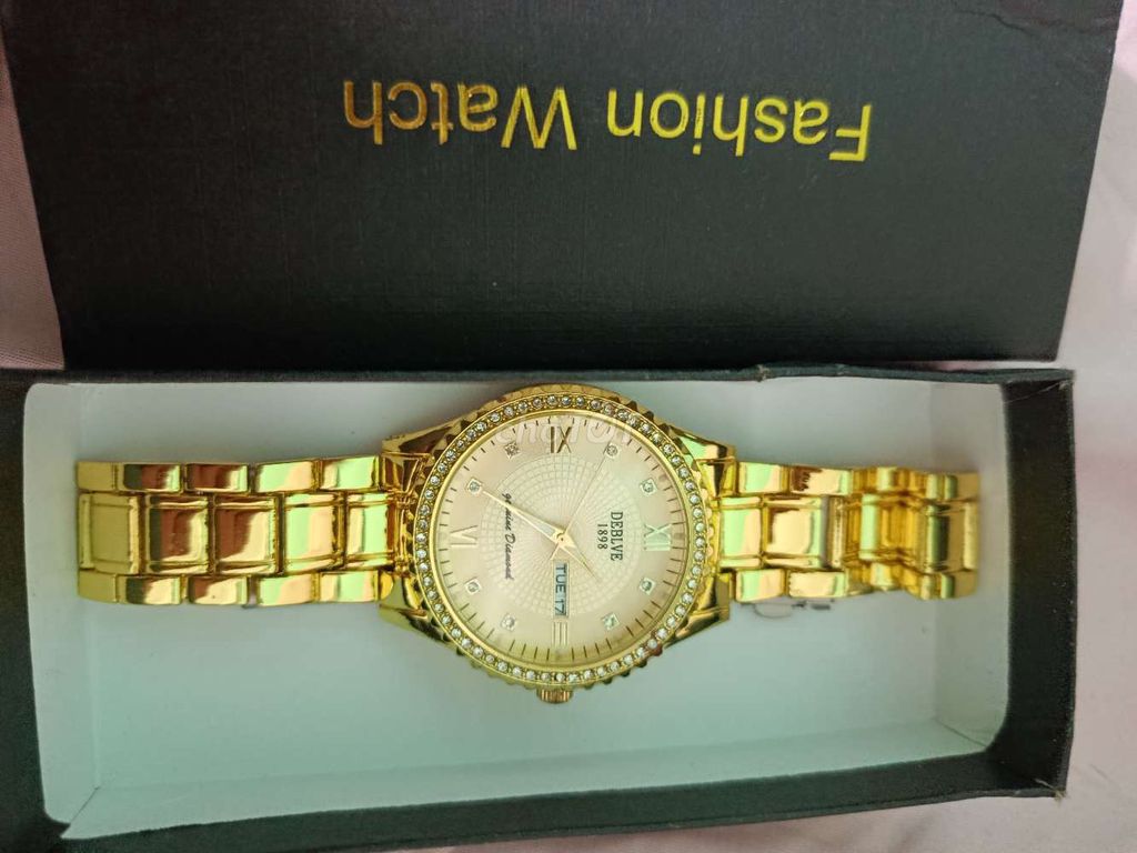 Đồng hồ thời trang nam nữ. Mua bán Đồng hồ tại Quận Bình Thạnh Tp Hồ Chí Minh được đăng bởi Map Heo hình 1