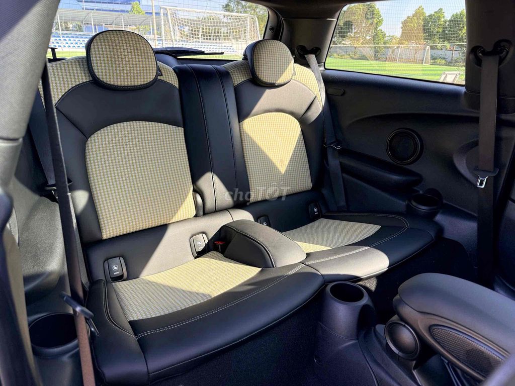 MINI CooperS Resolute 2023 Xanh rêu. Mua bán Ô tô tại Quận Ba Đình Hà Nội được đăng bởi Phú Việt hình 6