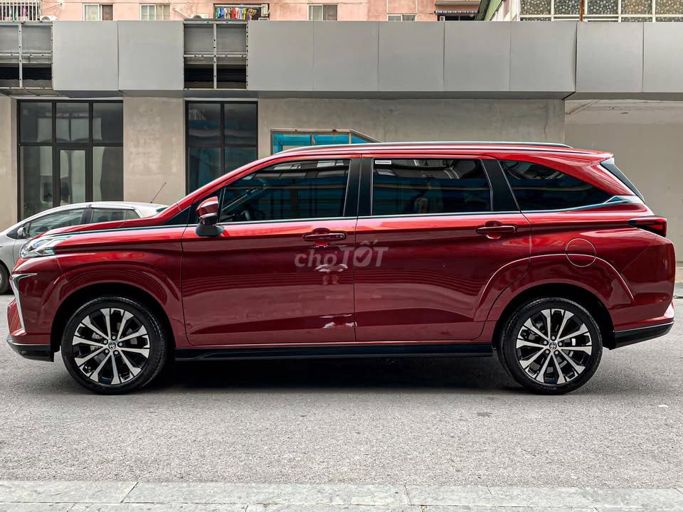 Cần bán Toyota Veloz Cross Top màu đỏ zin. Mua bán Ô tô tại Quận Gò Vấp Tp Hồ Chí Minh được đăng bởi Quang hình 2