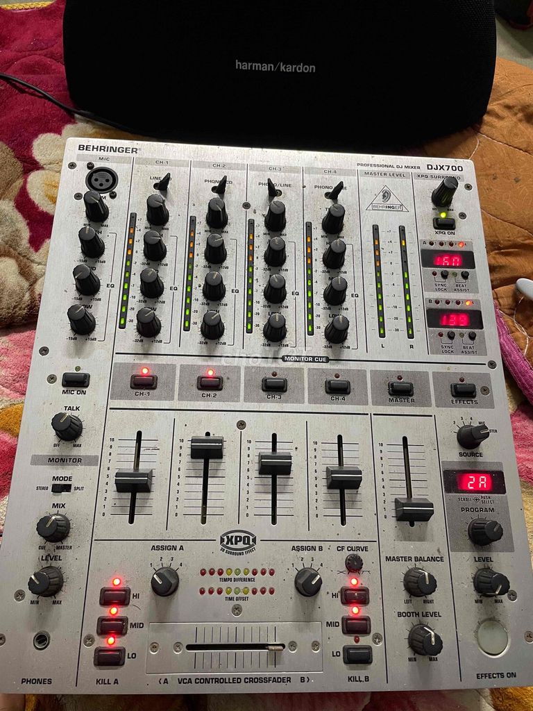 bàn mixer djx700 của đức