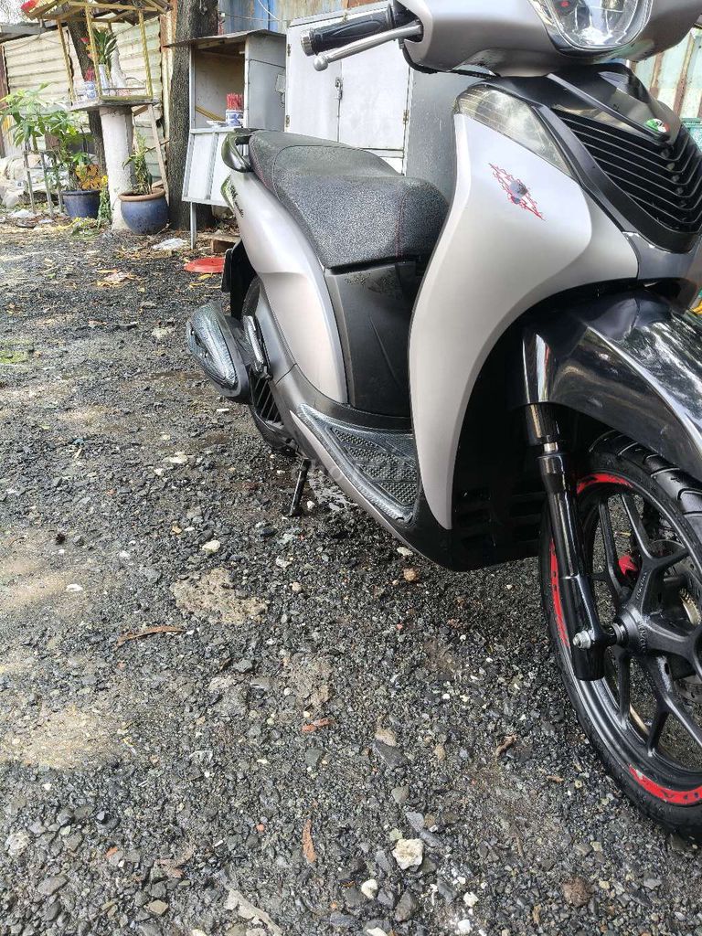 Honda SH Mode 2020 Серебристый Черный