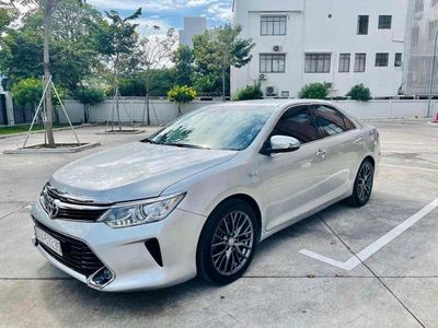 Toyota Camry 2016 2.0E - 80000 km. Mua bán Ô tô tại Huyện Trảng Bom Đồng Nai được đăng bởi Nguyễn Công Thành