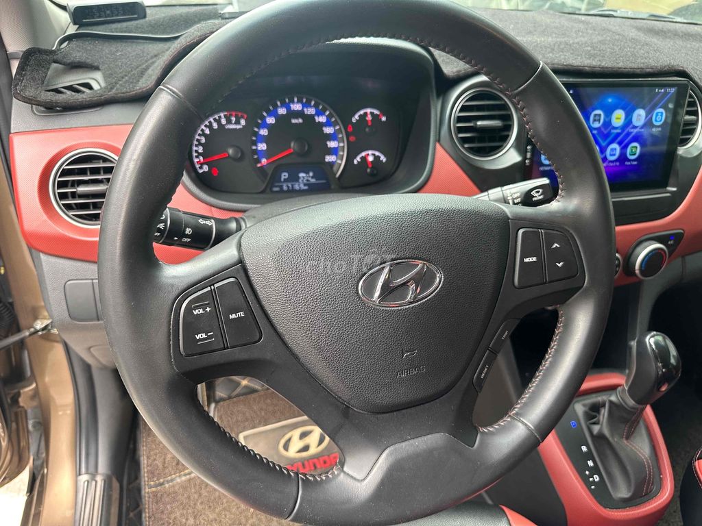 Bán Hyundai Grand i10 2019 1.2AT Nâu Đẹp Xuất Sắc