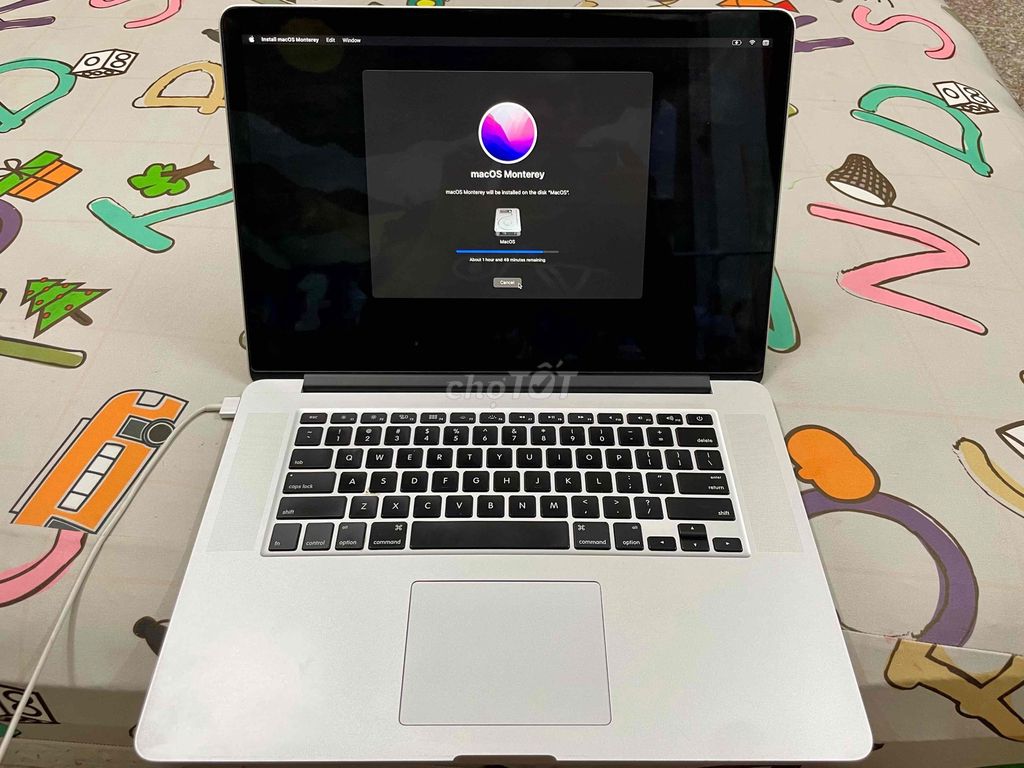 MacBook Pro 15" mid 2015 -i7-16GB-512GB-R9. Mua bán Laptop tại Quận 11 Tp Hồ Chí Minh được đăng bởi hainguyen hình 1