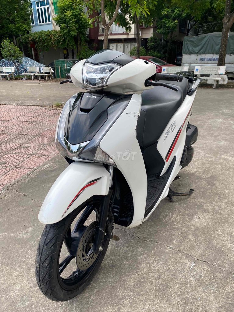 SH 125i, CBS 2018 cần bán gấp. Mua bán Xe máy tại Quận Hà Đông Hà Nội được đăng bởi Phongvan hình 5