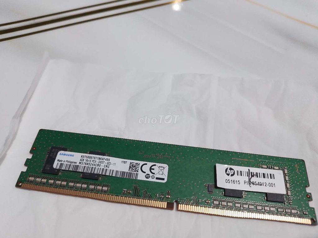 Bán 50 thanh ram pc4 4Gb, còn khá mới và tốt