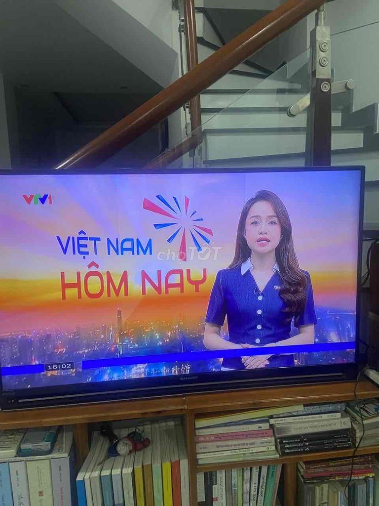 Tivi Sharp LC-40SA5500X 40 inch. Mua bán Tivi, Âm thanh tại Thành phố Thủ Đức Tp Hồ Chí Minh được đăng bởi huy khanh hình 1