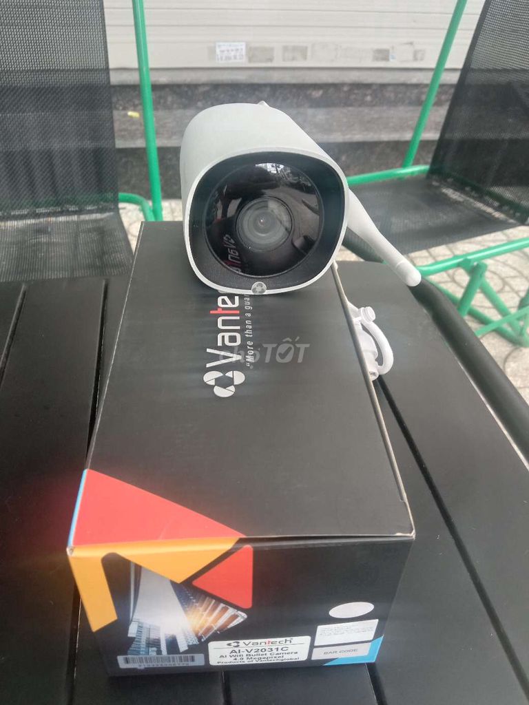 Xả kho  camera không dây Vantech AI V2031C 4.0MP