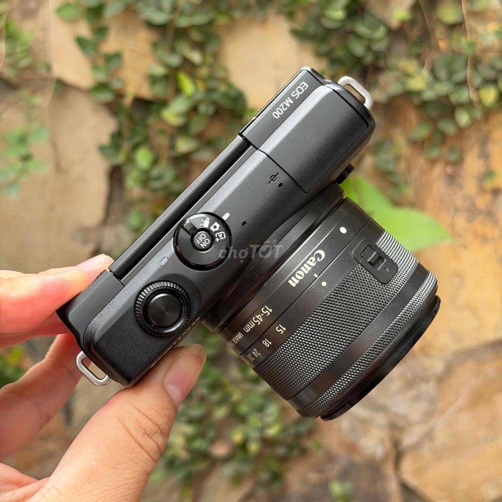 Máy ảnh Canon M200 Kit 15-45mm Đen. Mua bán Máy ảnh, Máy quay tại Quận Hai Bà Trưng Hà Nội được đăng bởi Quang Huy hình 1
