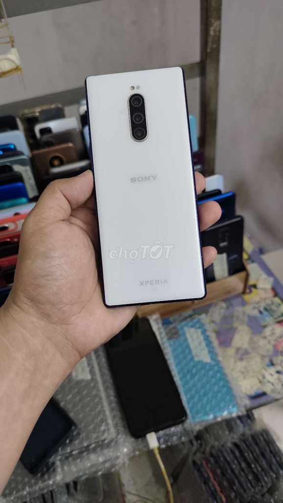 Sony X1 Mark 1, ram 6gb, snap 855, màn 4K. Mua bán Điện thoại tại Quận Gò Vấp Tp Hồ Chí Minh được đăng bởi A LONG   nhận thanh toán THẺ TÍN DỤNG hình 1