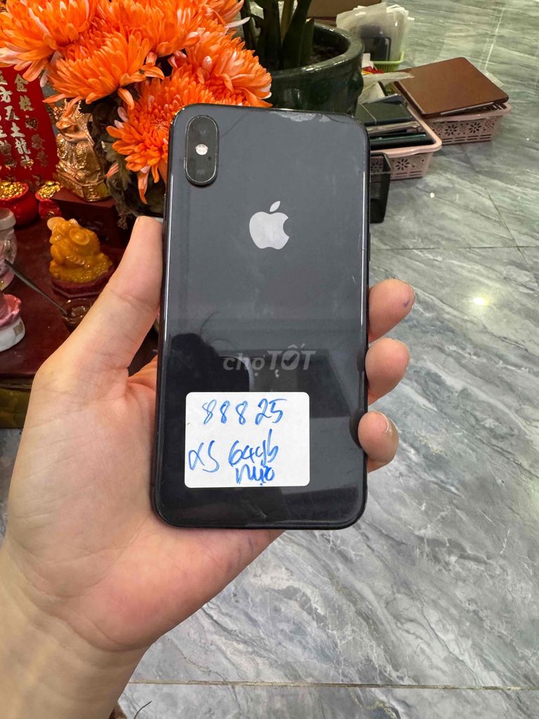 iPhone XS 64GB Đen màn mực xíu lưng nứt xíu. Mua bán Điện thoại tại Quận 4 Tp Hồ Chí Minh được đăng bởi Phan Pha hình 1