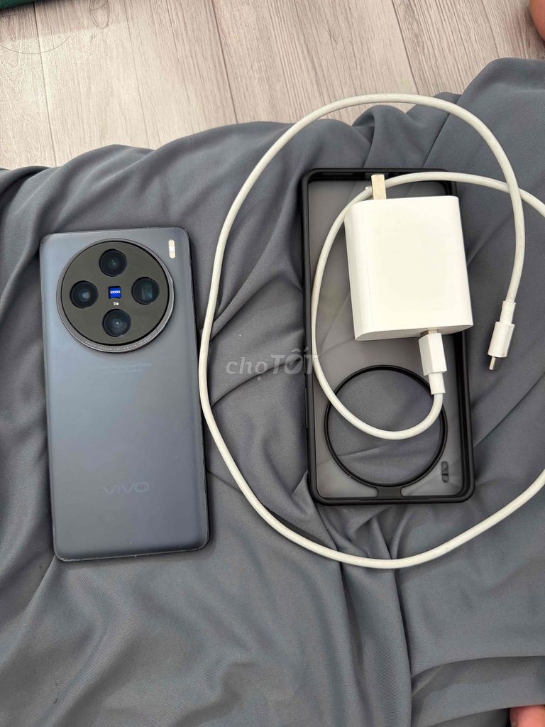 Vivo X100s 256GB Xám. Mua bán Điện thoại tại Quận 12 Tp Hồ Chí Minh được đăng bởi Phạm Đức Minh hình 1
