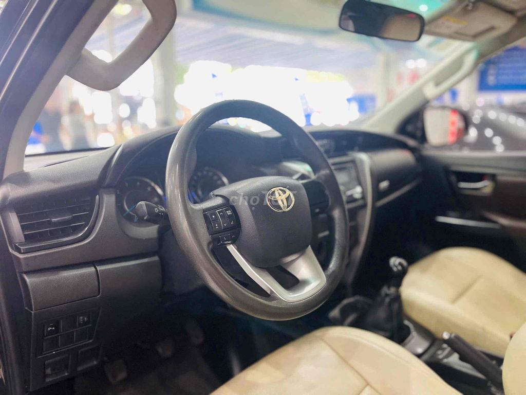Toyota Fortuner 2.4G 4x2 MT - SX2017 nhập khẩu. Mua bán Ô tô tại Thành phố Thủ Dầu Một Bình Dương được đăng bởi TRUNG DƯƠNG AUTO  hình 12