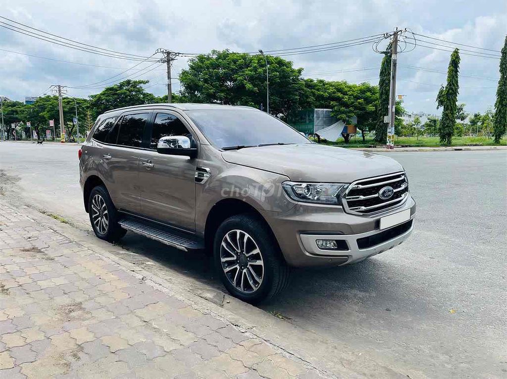 Ford Everest 2019 Titanium 2.0L AT 4x2 - 61000 km. Mua bán Ô tô tại Quận 12 Tp Hồ Chí Minh được đăng bởi Xe Đẹp Minh Khôi hình 1