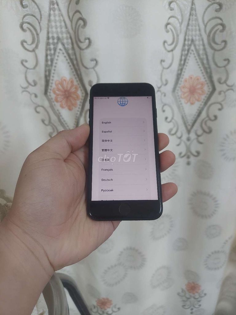 Xác iPhone SE 2 Quốc tế zin all đẹp keng. Mua bán Điện thoại tại Quận Phú Nhuận Tp Hồ Chí Minh được đăng bởi Hiếu hình 1