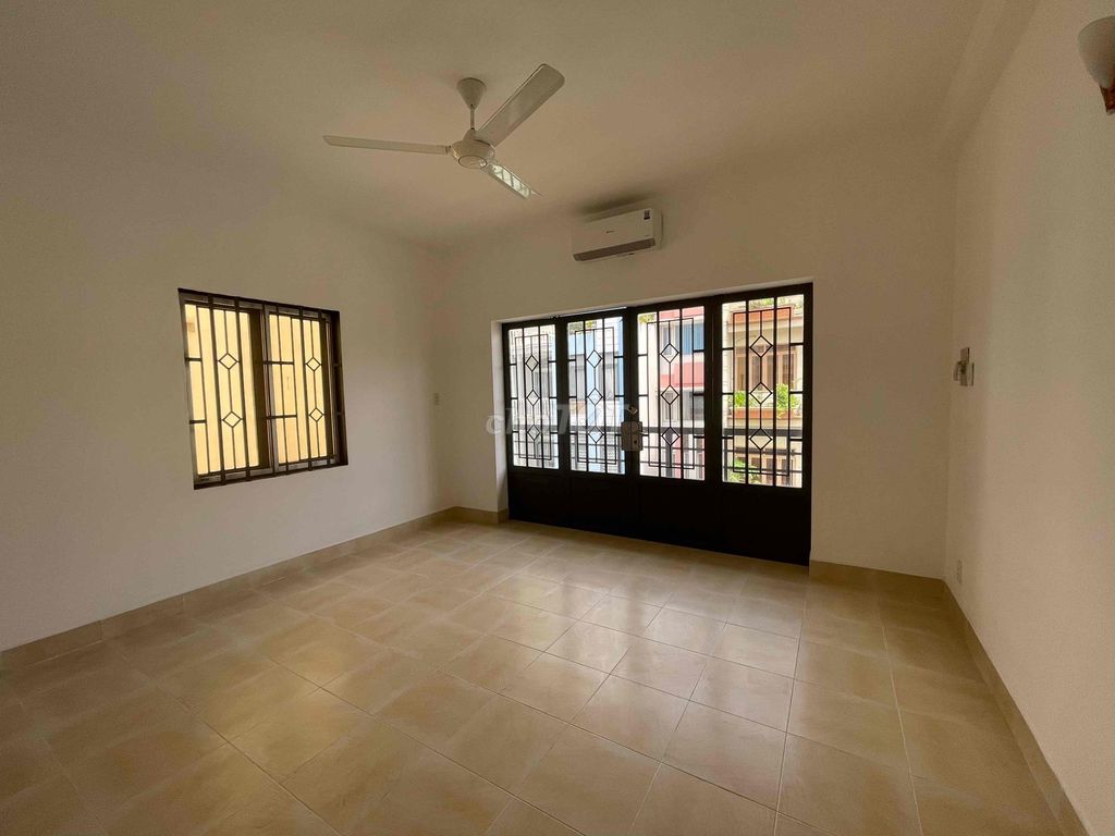 BÁN NHÀ MẶT TIỀN đừơng Đồng Nai , Q Tân Bình , Tp HCM