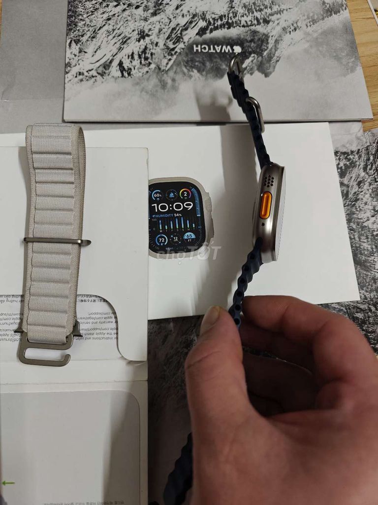 Apple watch ultra 2 fullbox zin 98% kèm 2 dây real