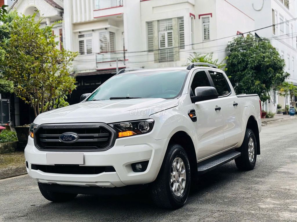 Ford Ranger XLS 2.2 4x2 AT 2018 - 37000 km. Mua bán Ô tô tại Thành phố Dĩ An Bình Dương được đăng bởi trần thị khánh huyền  hình 2