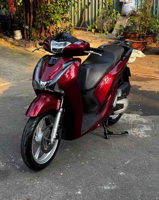 Honda SH 150i 2018 ( có góp nợ xấu )