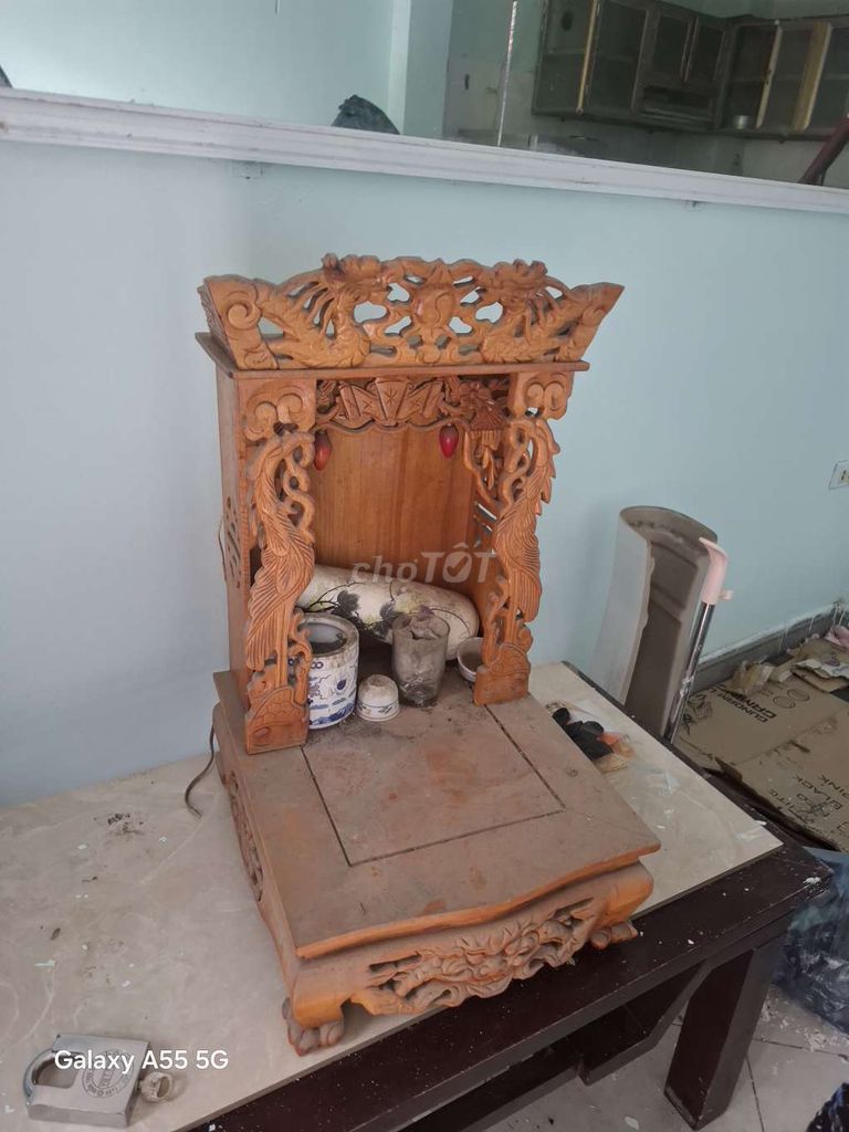 Bàn thờ Ông Địa Gỗ thịt Nâu gỗ. Mua bán Nội thất, đồ gia dụng khác tại Quận Hoàng Mai Hà Nội được đăng bởi Lương Văn Ngọc hình 1