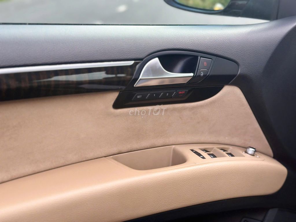 Audi Q7 2011 màu nâu xe đẹp. Mua bán Ô tô tại Quận Gò Vấp Tp Hồ Chí Minh được đăng bởi Phương 831 hình 5