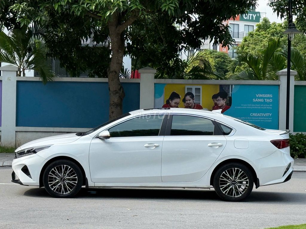 Kia K3 2.0 Premium 2021 trắng, 27.000 km. Mua bán Ô tô tại Quận Long Biên Hà Nội được đăng bởi PHÚC LÂM  AUTO hình 7