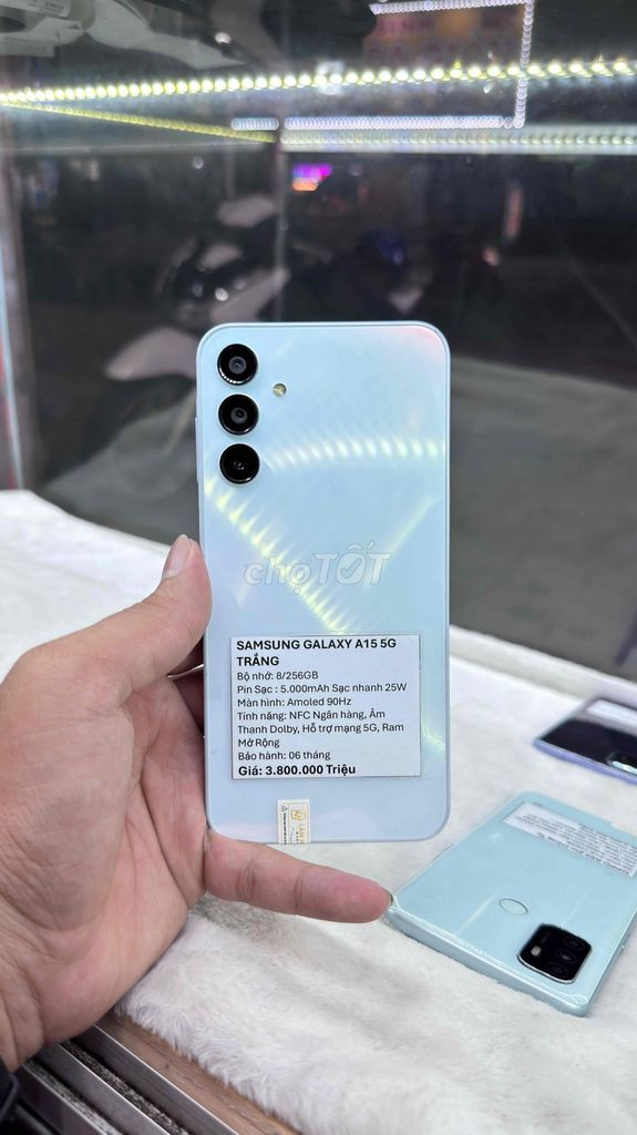 Samsung Galaxy A15 5G 256GB Trắng. Mua bán Điện thoại tại Thành phố Thuận An Bình Dương được đăng bởi Lâm Hùng Mobile hình 1