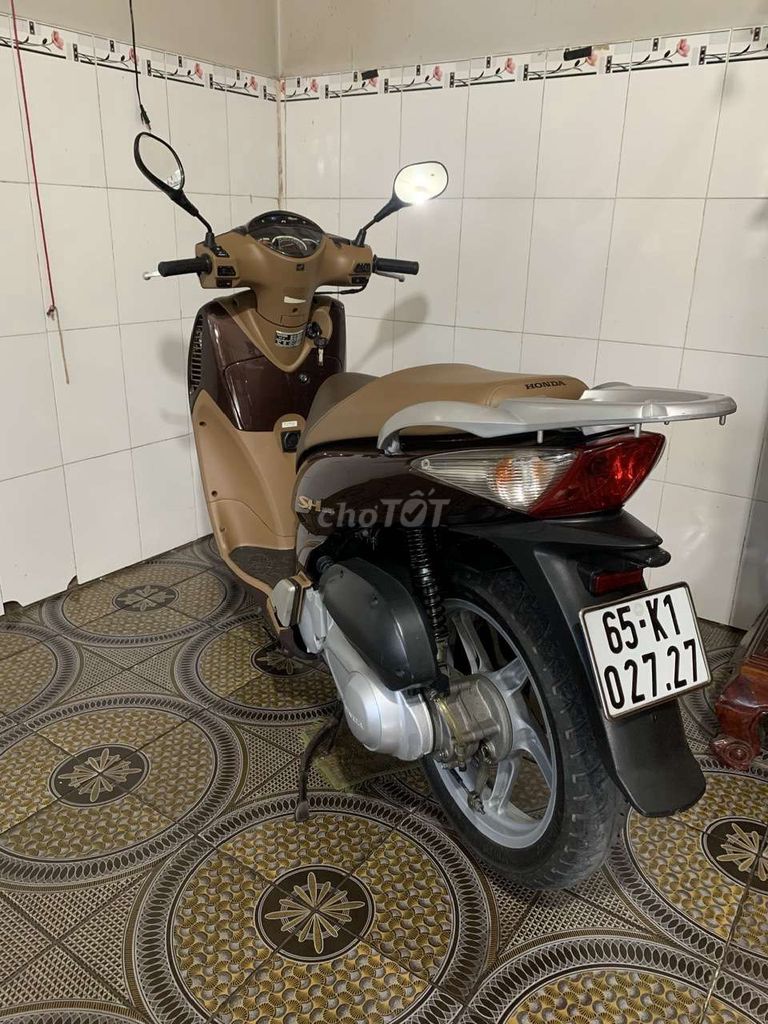 Cọp 🐯 ngủ đông SH nhập ý Sm 017 xe 9 chủ. Mua bán Xe máy tại Quận Thốt Nốt Cần Thơ được đăng bởi LMPMH hình 1