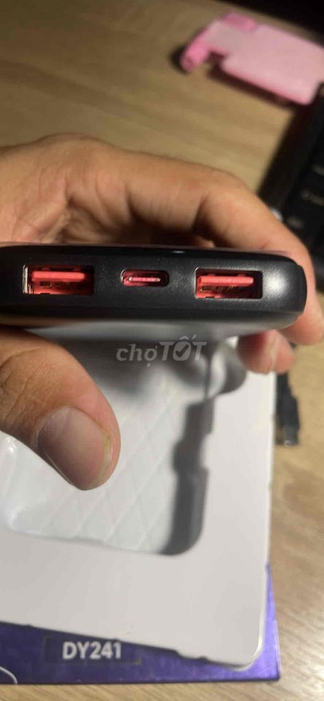 sạc dự phòng 10.000mah, đầu ra type C và UsB, mã 1