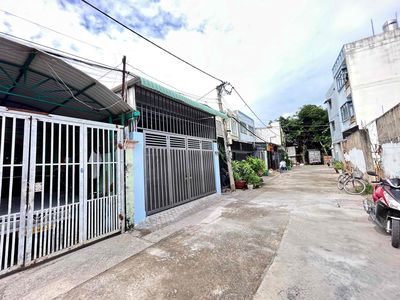 Rent · 2 bd · 100 м² · Quận 12, ул. Đường Thạnh Lộc 41