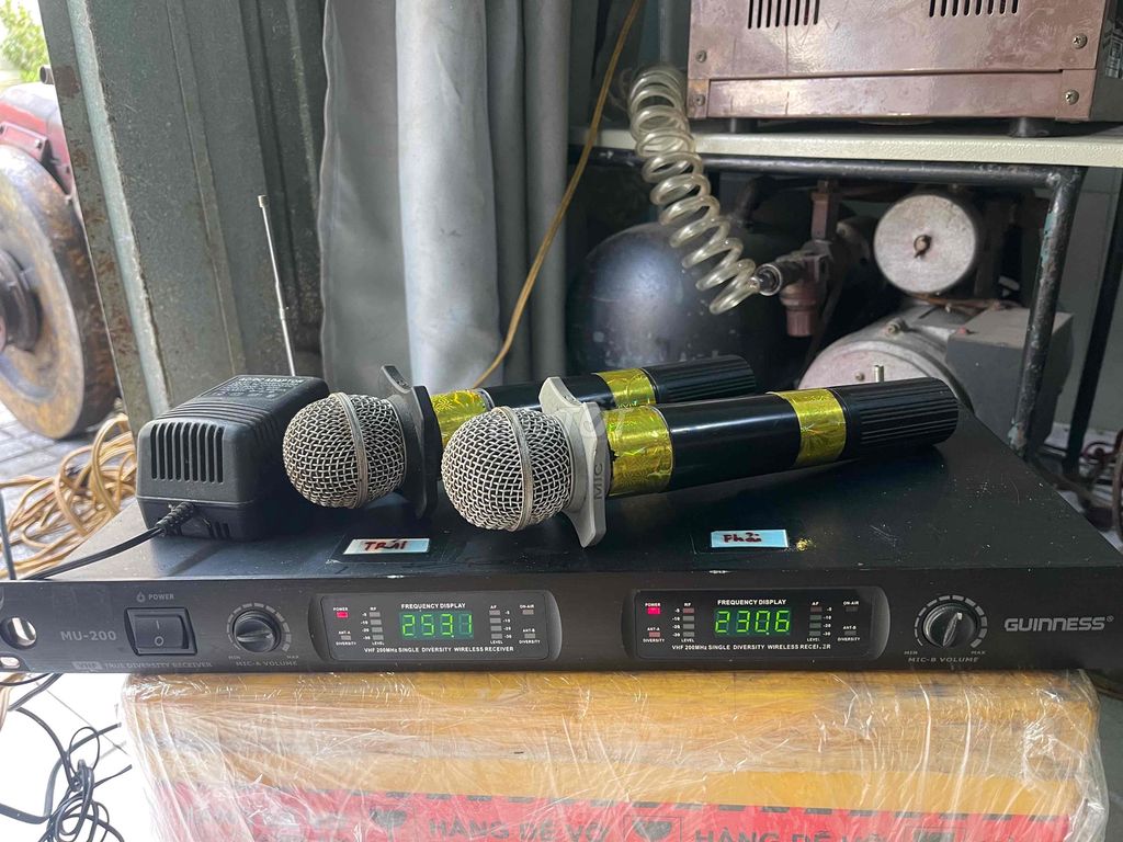 Micro không dây Guinness MU-200 Đen. Mua bán Tivi, Âm thanh tại Huyện Bình Chánh Tp Hồ Chí Minh được đăng bởi Huy  hình 1