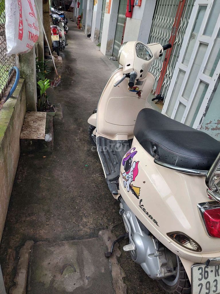 Xe nhà cần bán. Máy im. Đề đèn xi nhan đầy đủ. Mua bán Xe máy tại Thành phố Thủ Đức Tp Hồ Chí Minh được đăng bởi Luxubu hình 3