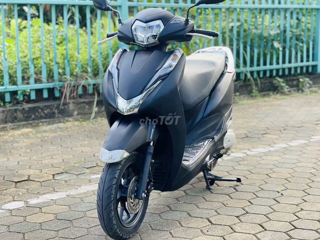 Honda LEAD 125 khóa Smartkey đèn LEđen sần 2022