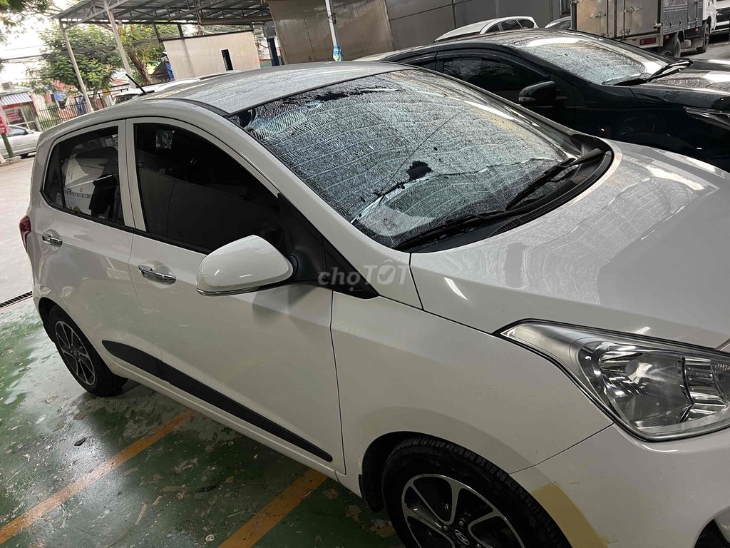 Hyundai Grand i10 2019 1.2 AT bản đủ