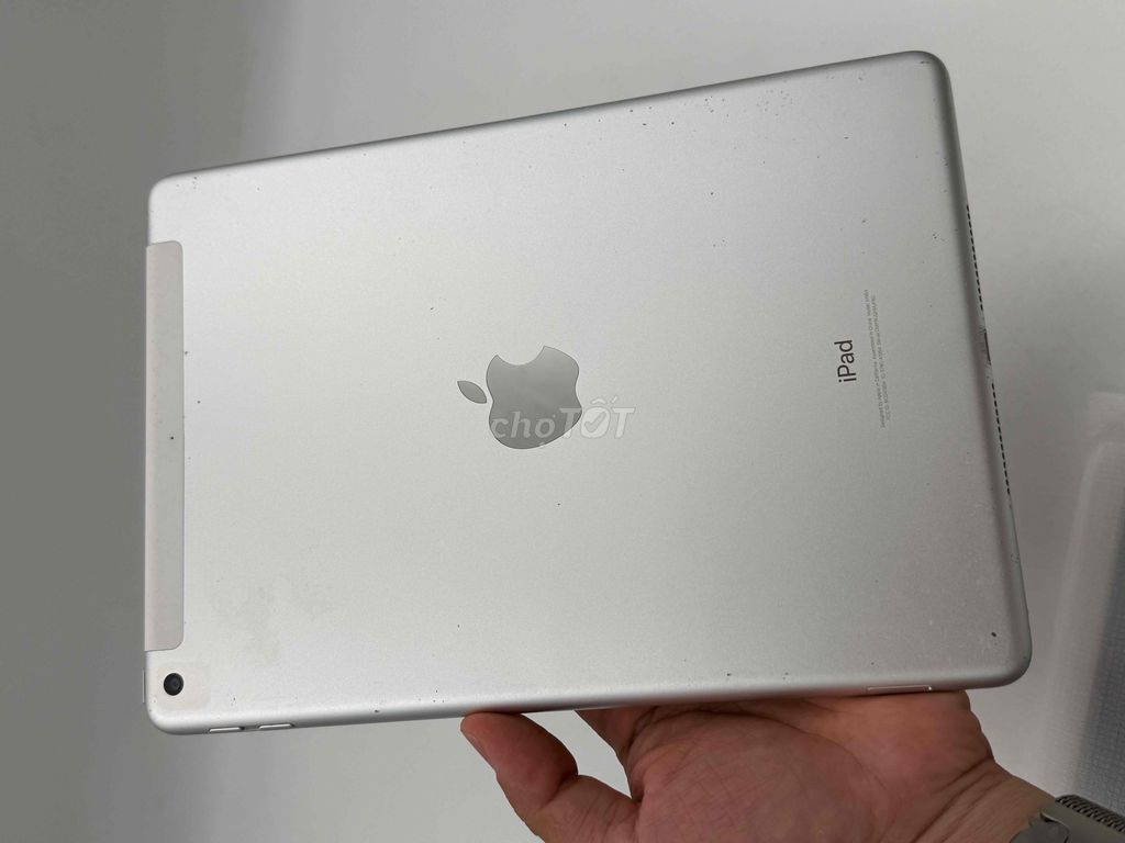 iPad Gen 6 4G 32GB , pin 100% đẹp zin