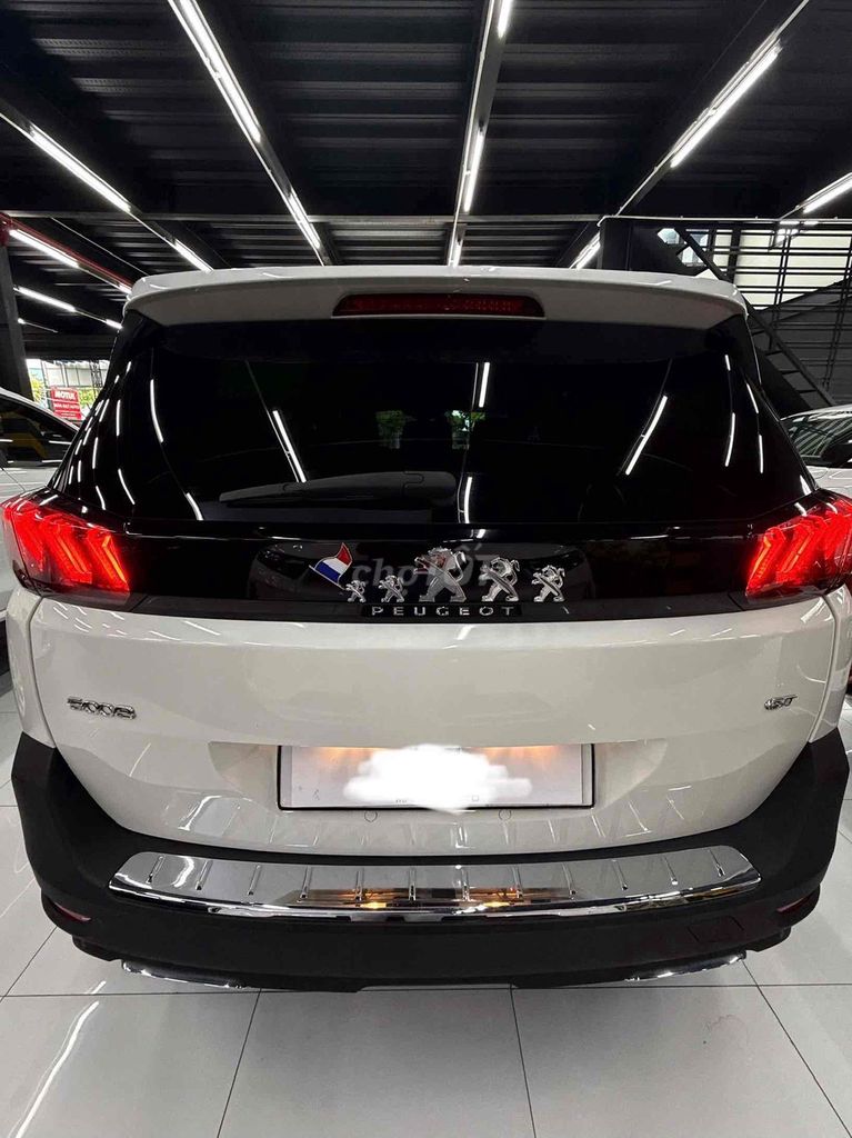 Peugeot 5008 GT 2024 7 мест белый автомат 30000 км