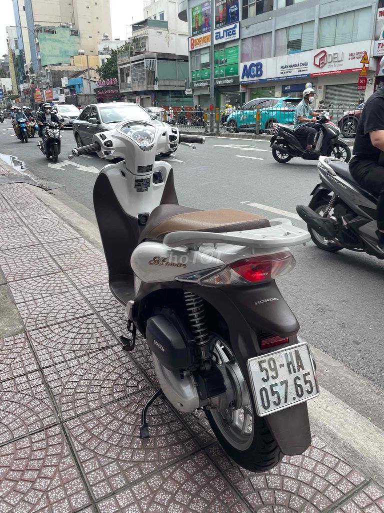 Sh mode chính chủ ký luôn. Mua bán Xe máy tại Quận Phú Nhuận Tp Hồ Chí Minh được đăng bởi DŨNG HOÀNG  hình 7