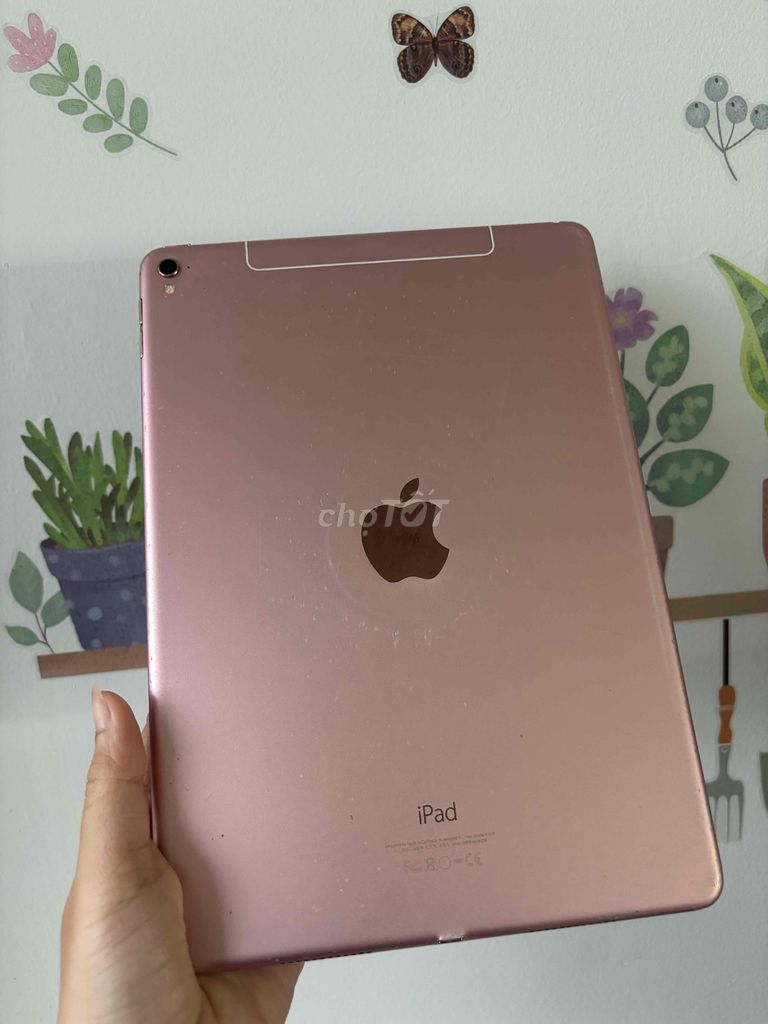 Apple iPad Pro 9.7 inch 32GB. Mua bán Máy tính bảng tại Quận 3 Tp Hồ Chí Minh được đăng bởi Kim Nhi hình 1